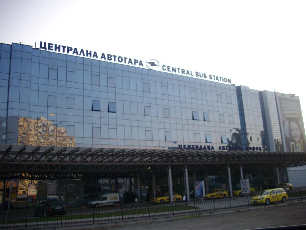 фаворит Хотел
