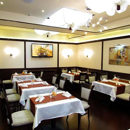 Favorit Hotel 